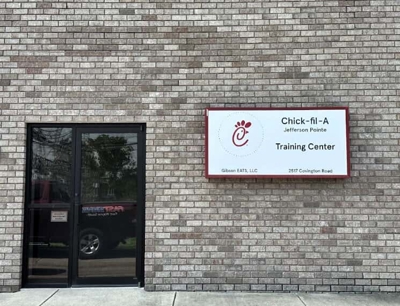 Custom building sign Photo